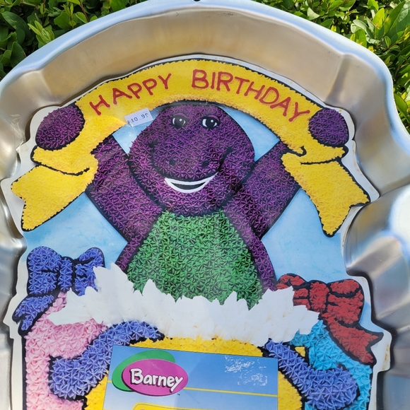 Vintage Barney Purple dinosaur cake pan nwt retro - Picture 2 of 5